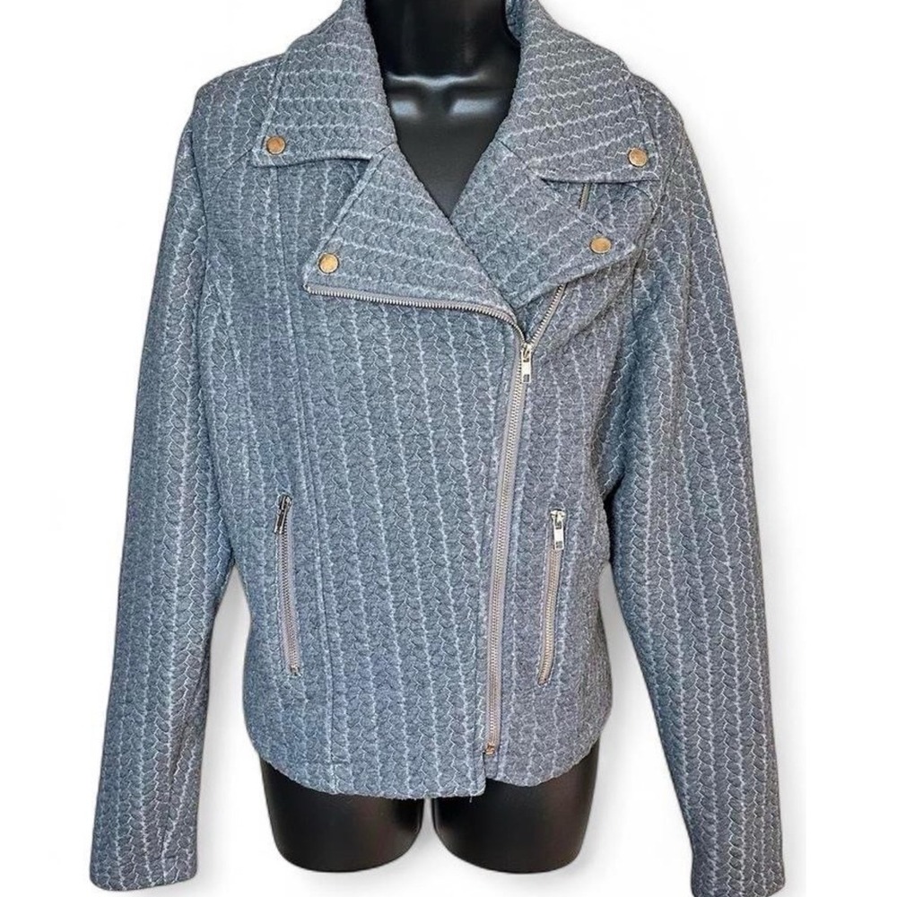 Retro 90's Gray Quilted Bomber Style Jacket with Diagonal Front Zip